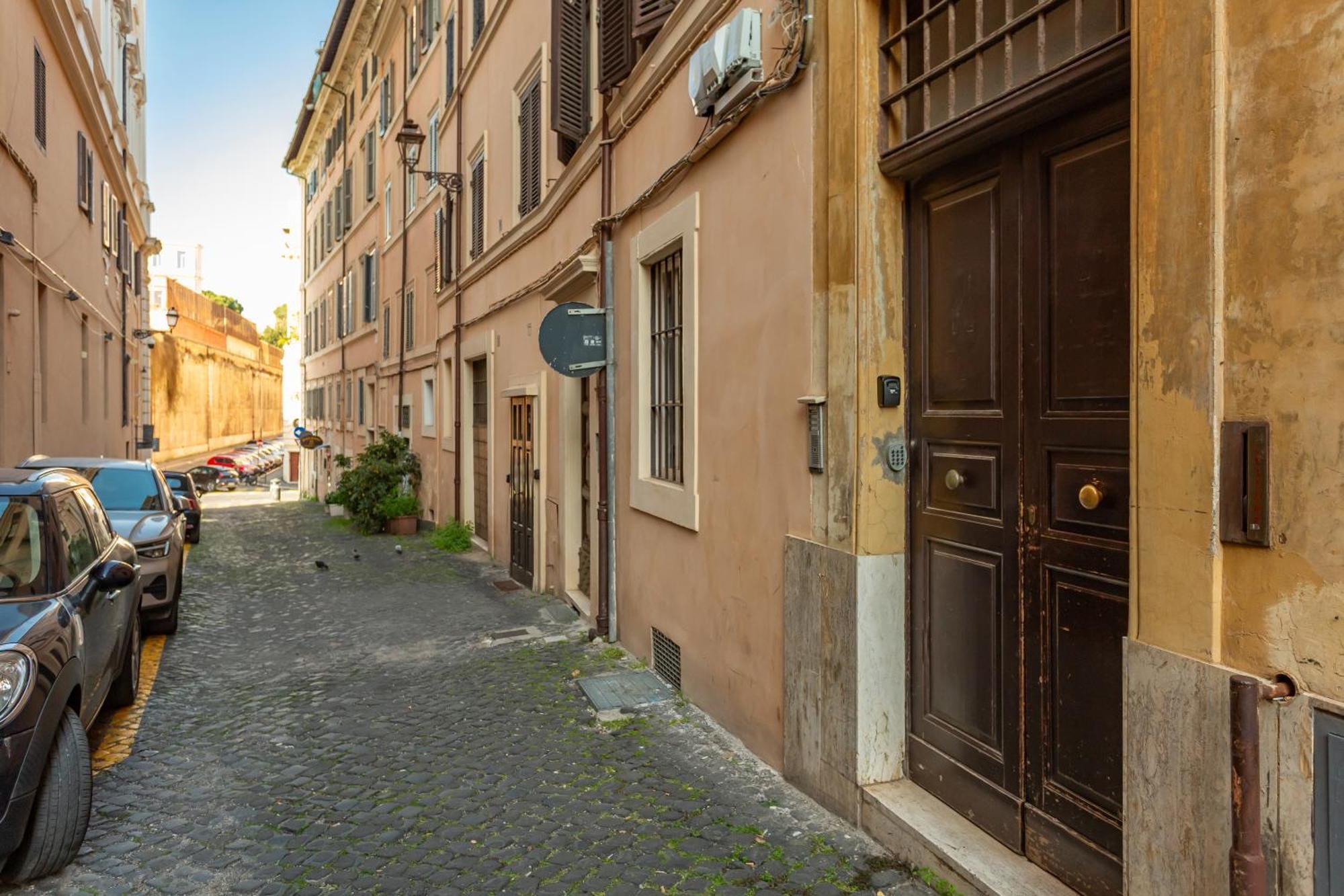 Daplace - Iris Apartment Rome Luaran gambar